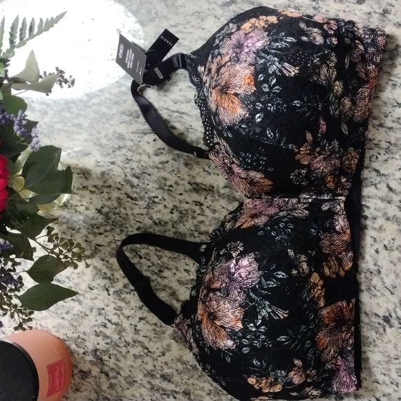 Torrid Lightly Lined Wire-Free Lace Floral Bra 44DDD - Picture 4 of 6